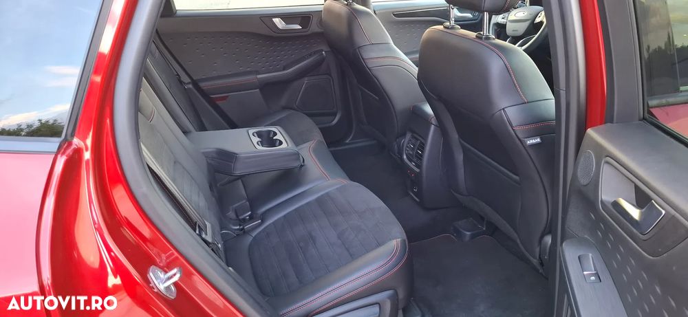 Ford Kuga 2.5 Duratec PHEV ST-LINE - 12