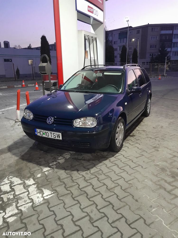 Volkswagen Golf - 9