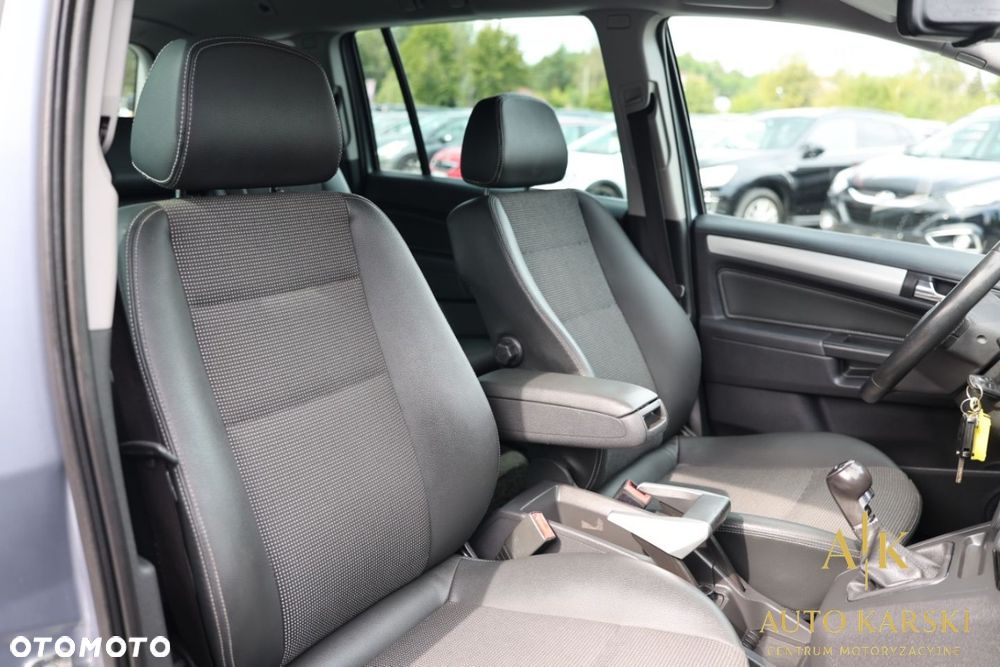 Opel Zafira - 40
