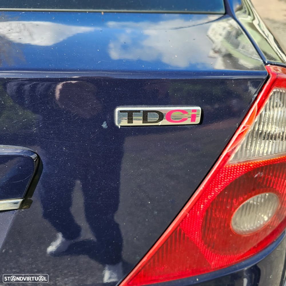 Ford Mondeo 2.0 TDCI Ghia Executive - 11