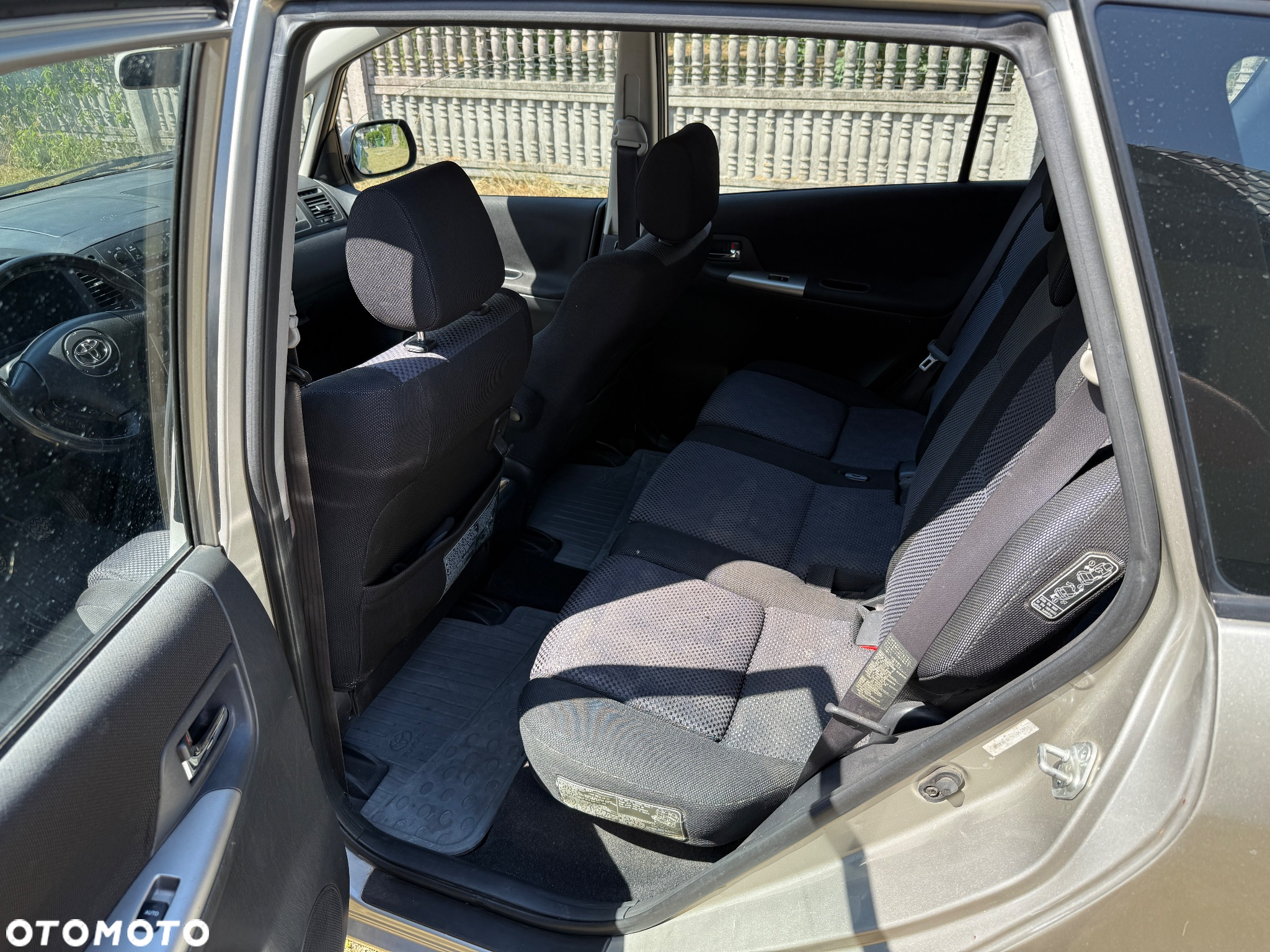 Toyota Corolla Verso - 5