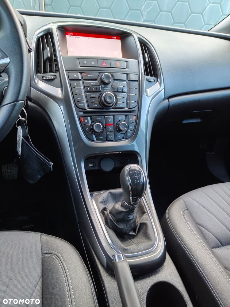 Opel Astra 1.4 Turbo Innovation - 10