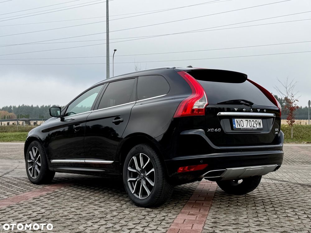 Volvo XC 60 - 4