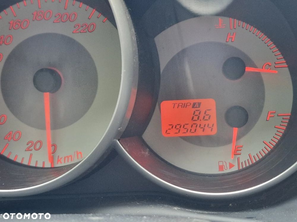 Mazda 3 - 8