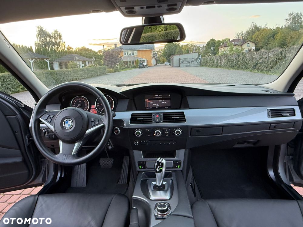 BMW Seria 5 525d Edition Lifestyle - 31