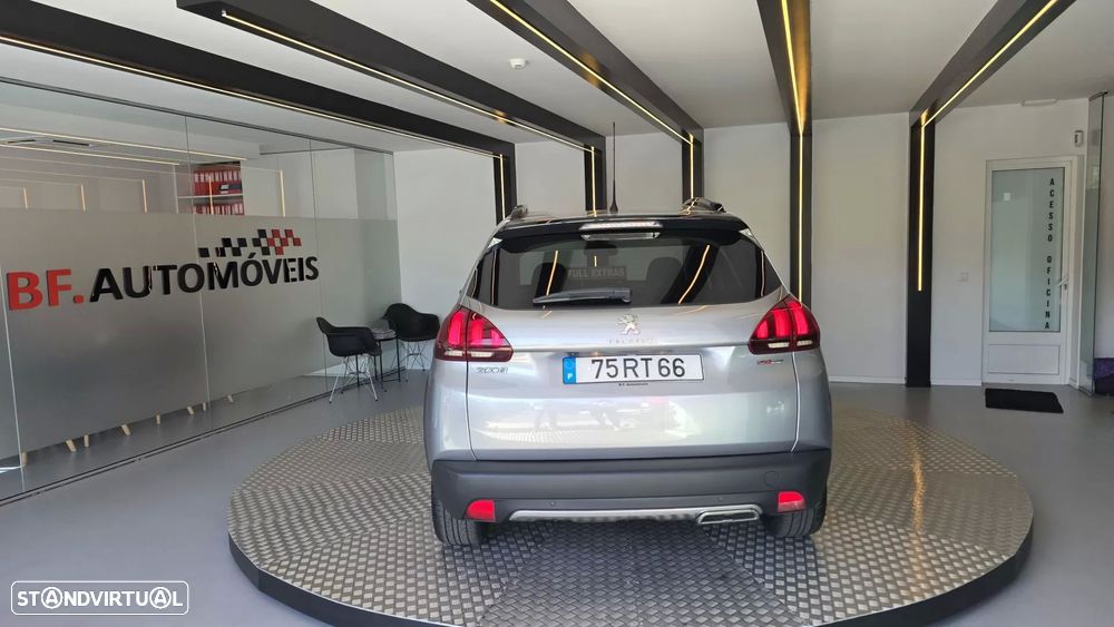 Peugeot 2008 1.6 BlueHDi GT Line - 16
