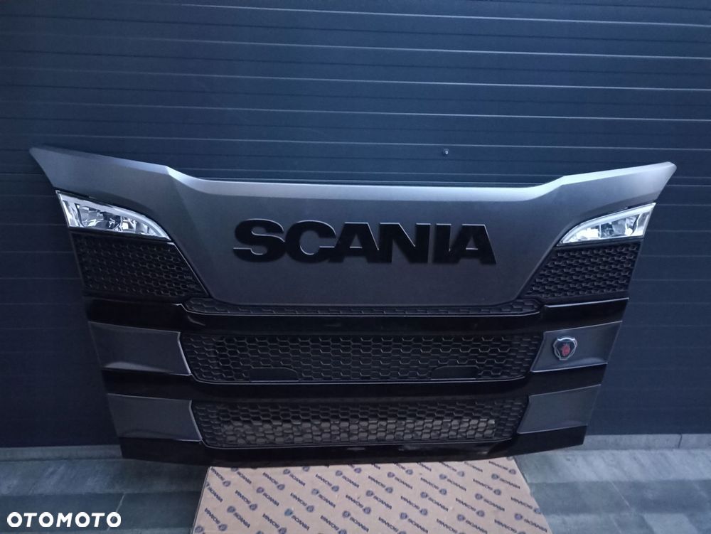 MASKA ATRAPA SCANIA R S NEXT GEN - 1
