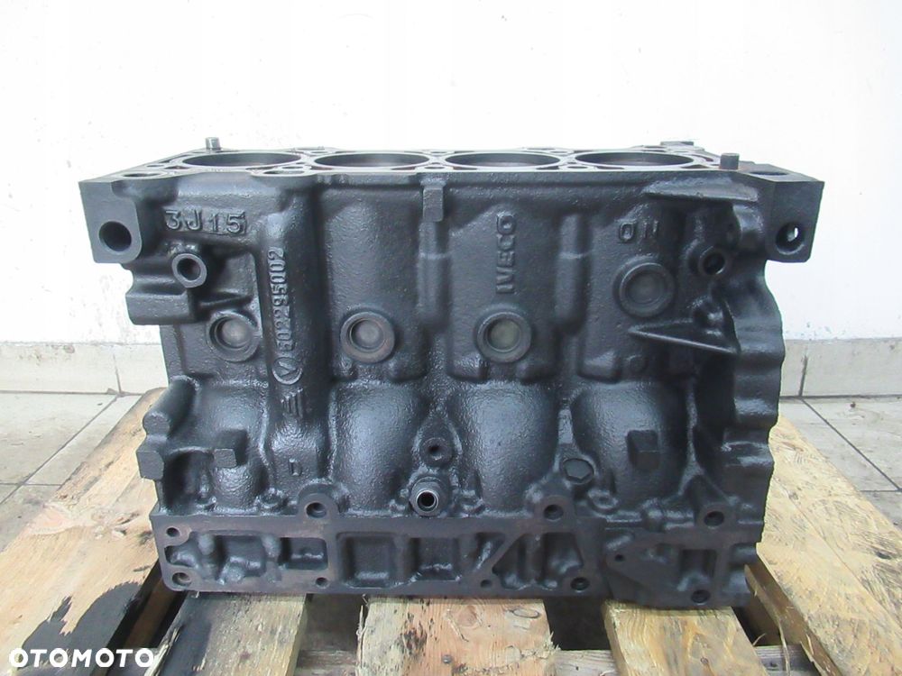 Dół SILNIKA BLOK WAŁ TŁOKI IVECO DUCATO 2.3 EURO 5 F1AE3481 F1AE3481C - 7