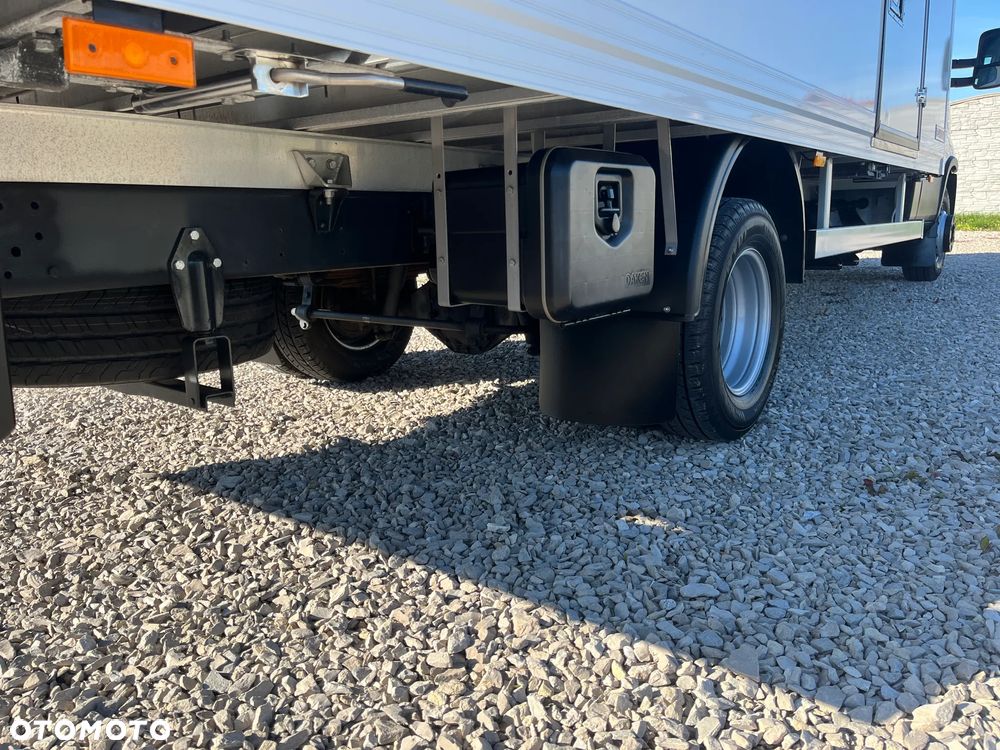 Iveco Daily 72C18 3.0/180KM Kontener 10-palet Ładowność-4000kg 3.0/180KM - 15