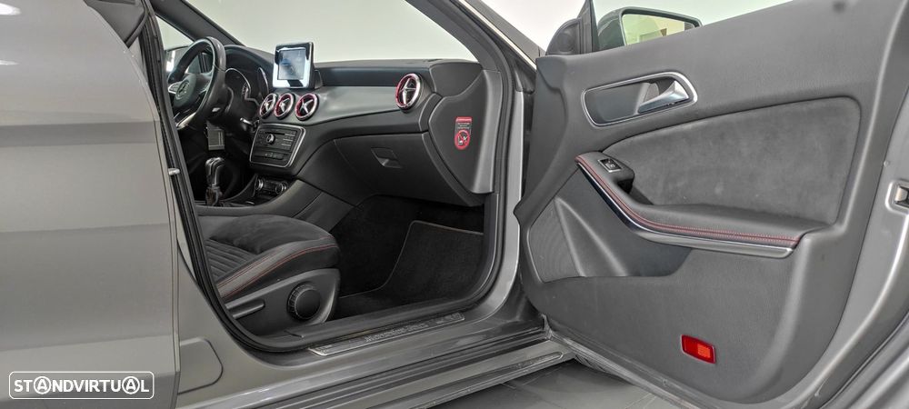 Mercedes-Benz CLA 180 CDI AMG Line - 21