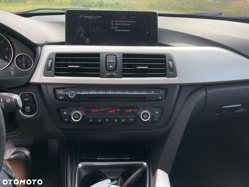 BMW Seria 3 - 25