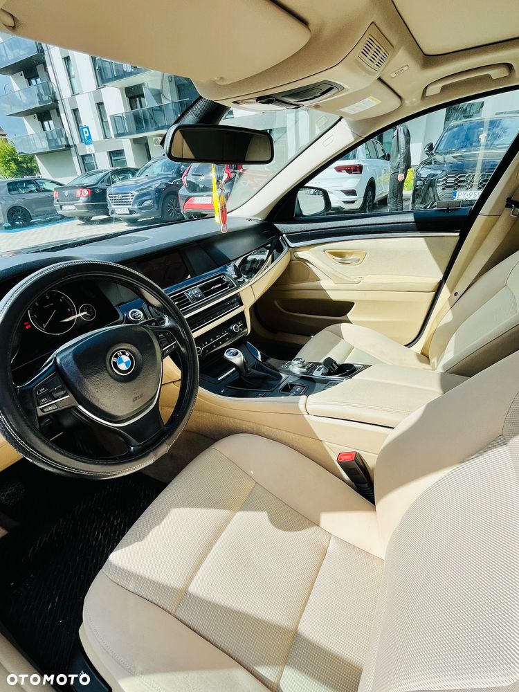 BMW Seria 5 520d - 16