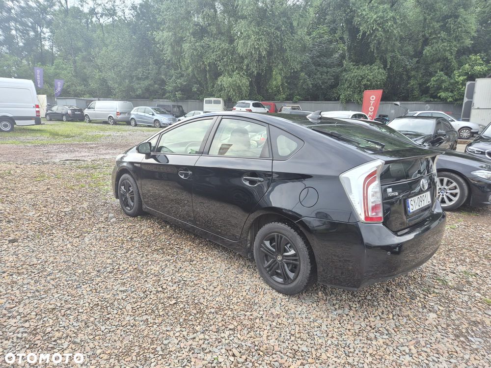 Toyota Prius 1.8 HSD Premium - 5