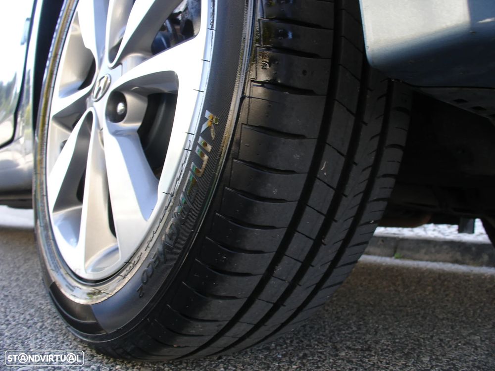 Hyundai i20 1.1 CRDi LED - 23