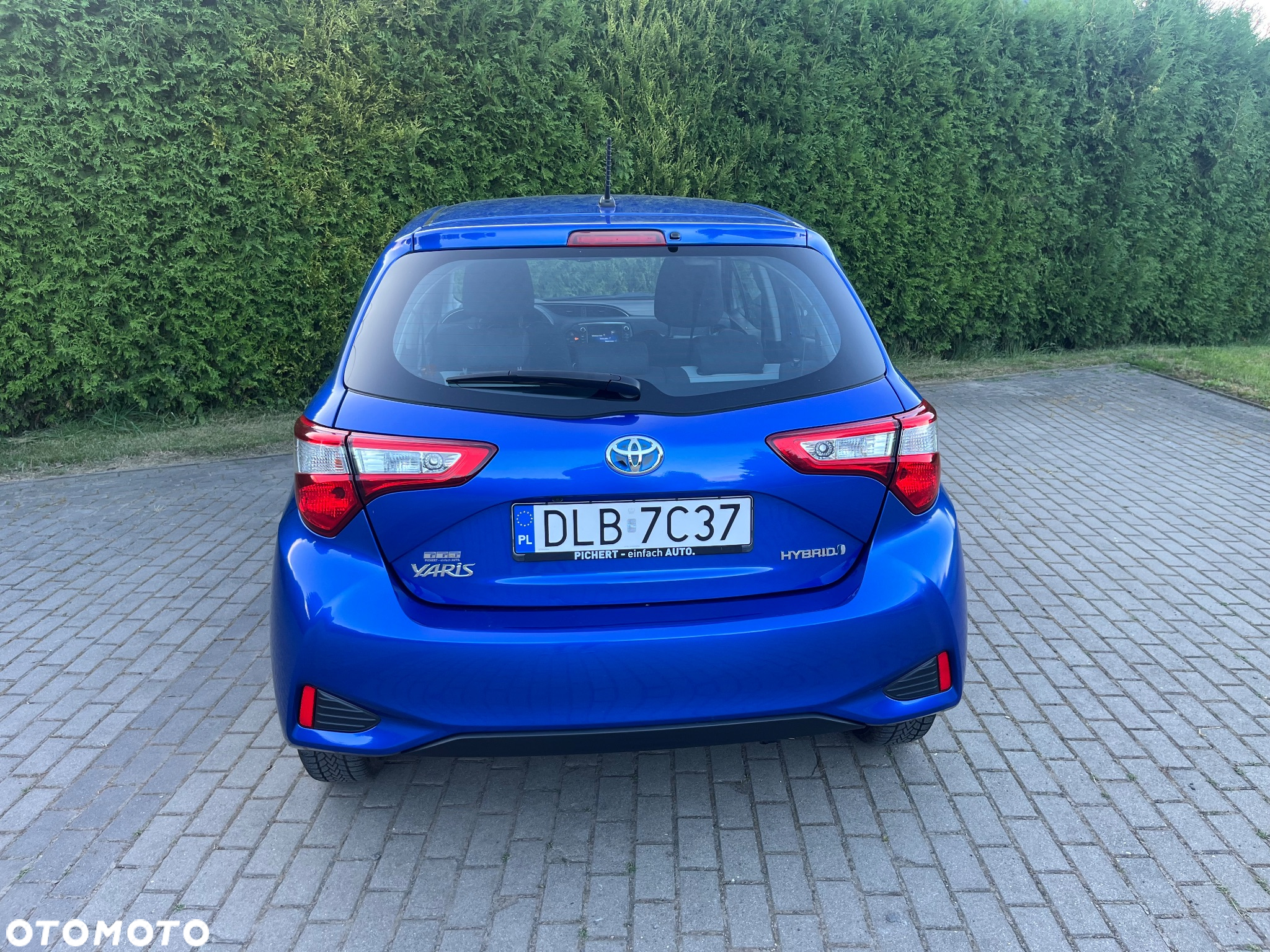 Toyota Yaris Hybrid 1.5 VVT-i Team Deutschland - 5
