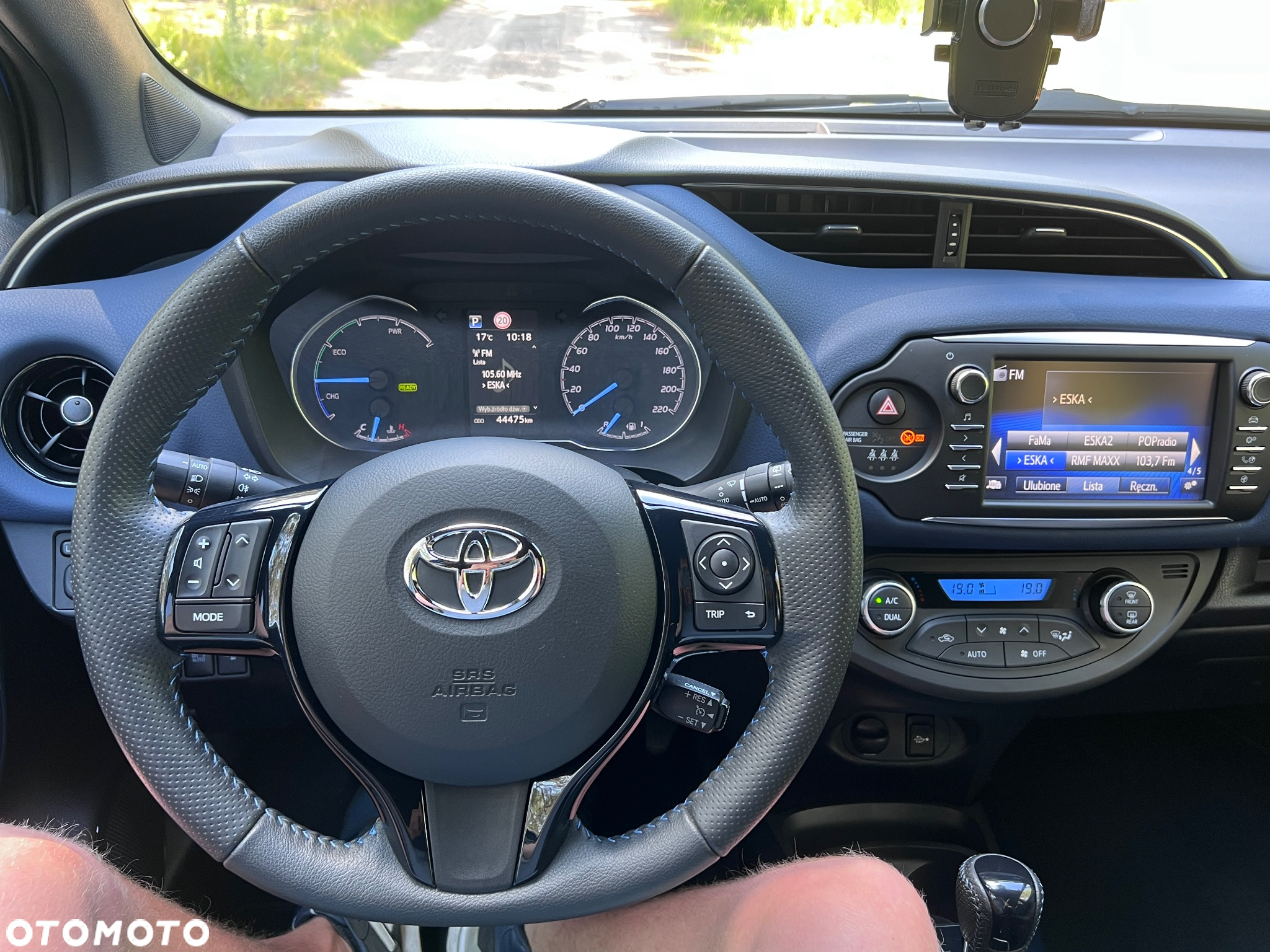 Toyota Yaris Hybrid 1.5 Selection Style - 12