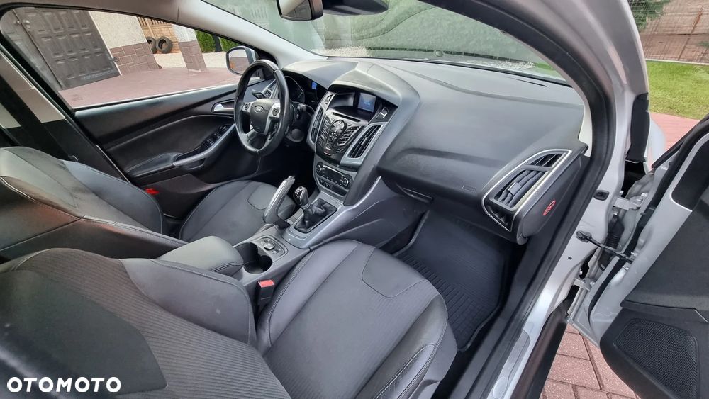 Ford Focus 1.6 Ti-VCT Titanium - 23