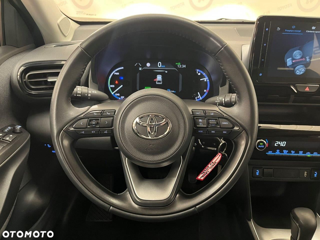 Toyota Yaris Cross - 12