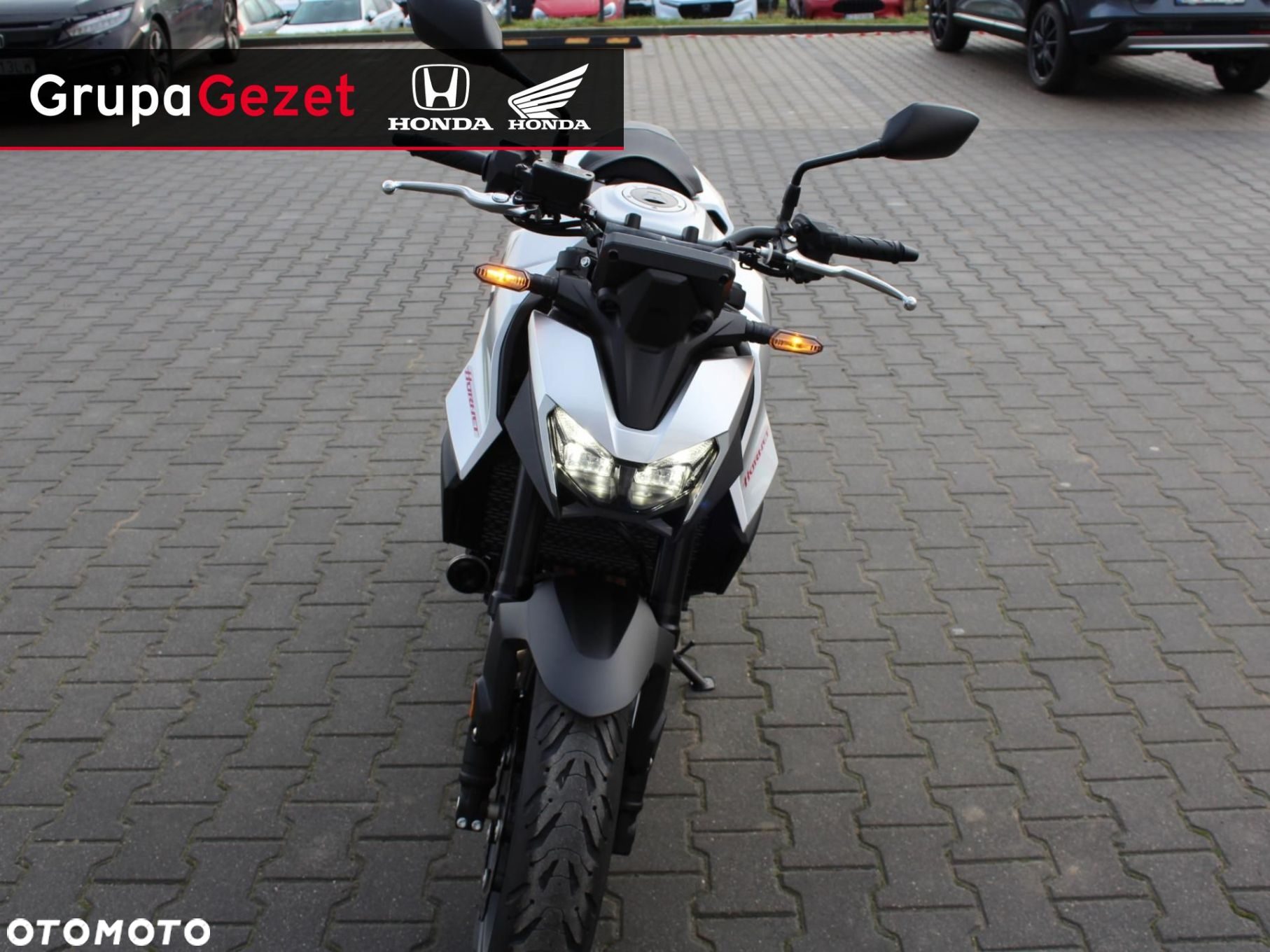 Honda CB - 10