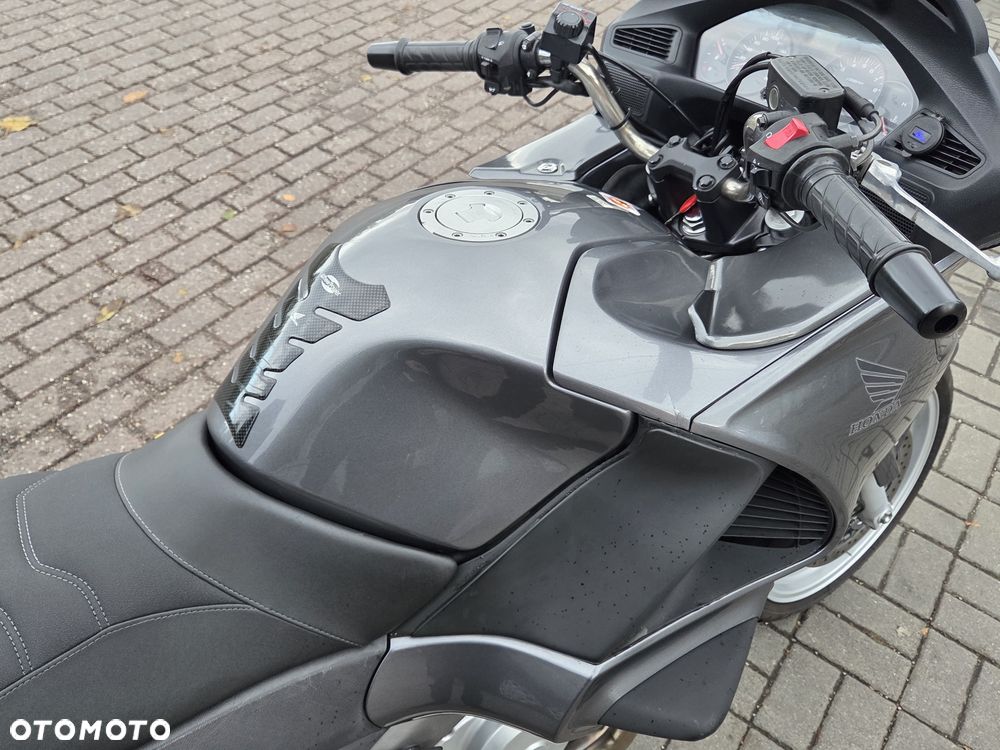 Honda Deauville - 23