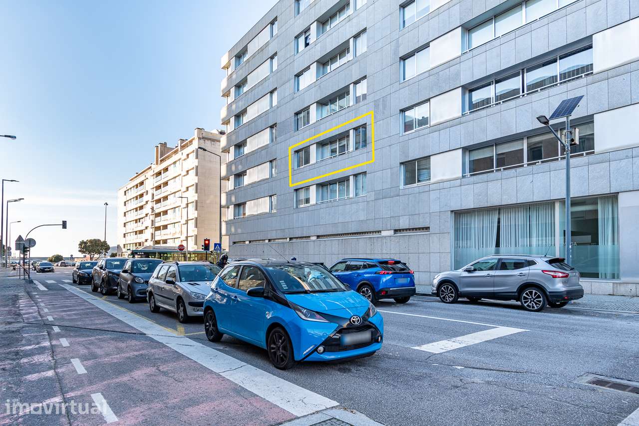 T4 em Matosinhos Sul | Segunda linha de mar - Grande imagem: 2/36