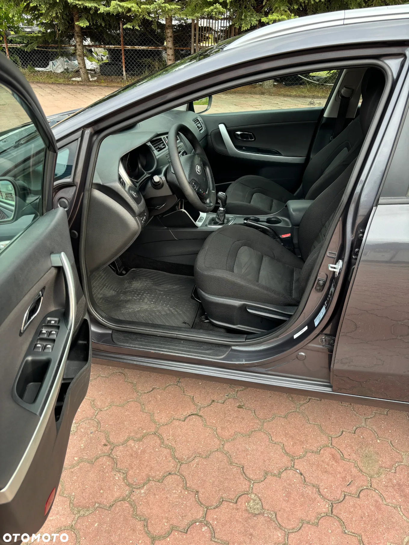 Kia Ceed 1.6 CRDi 128 Vision - 12