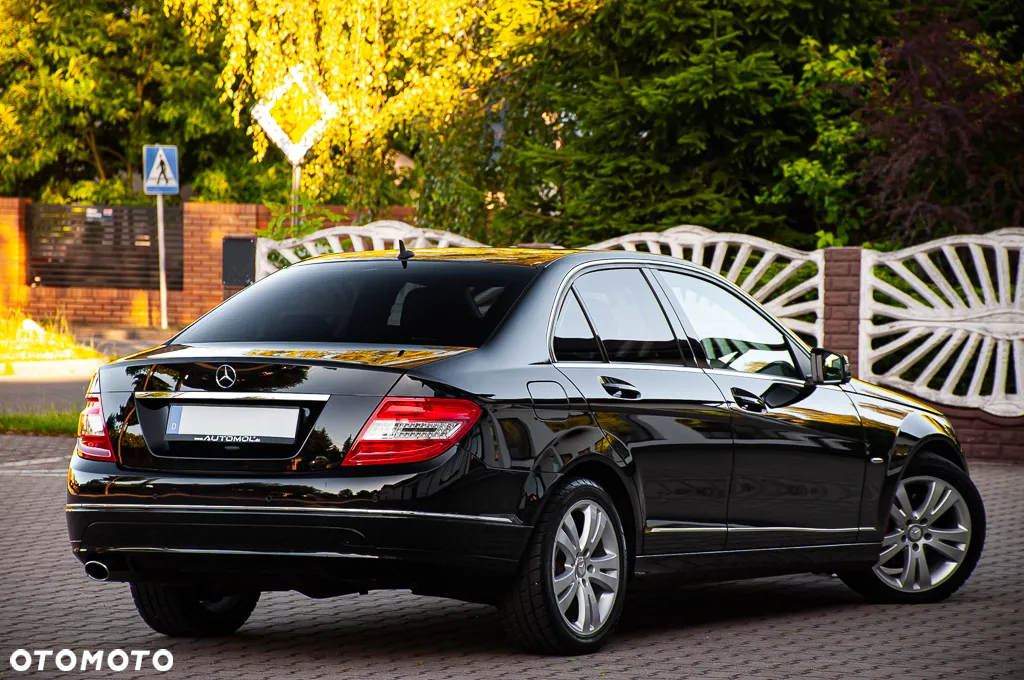 Mercedes-Benz Klasa C 200 T (BlueEFFICIENCY) 7G-TRONIC Avantgarde - 14