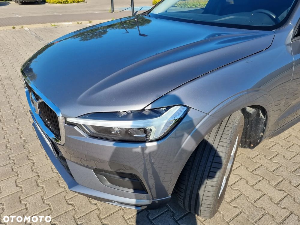 Volvo XC 60 B4 B Momentum Pro - 26