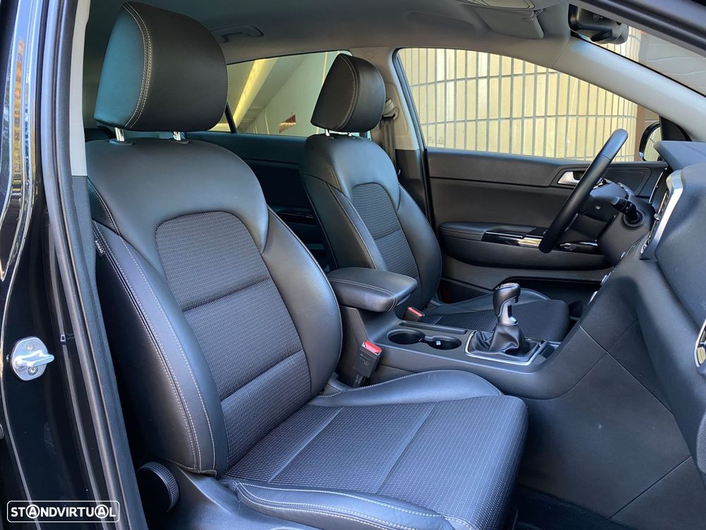 Kia Sportage 1.6 CRDI ISG MHEV Tech - 10