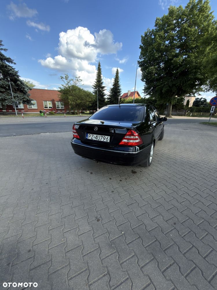 Mercedes-Benz Inny - 3