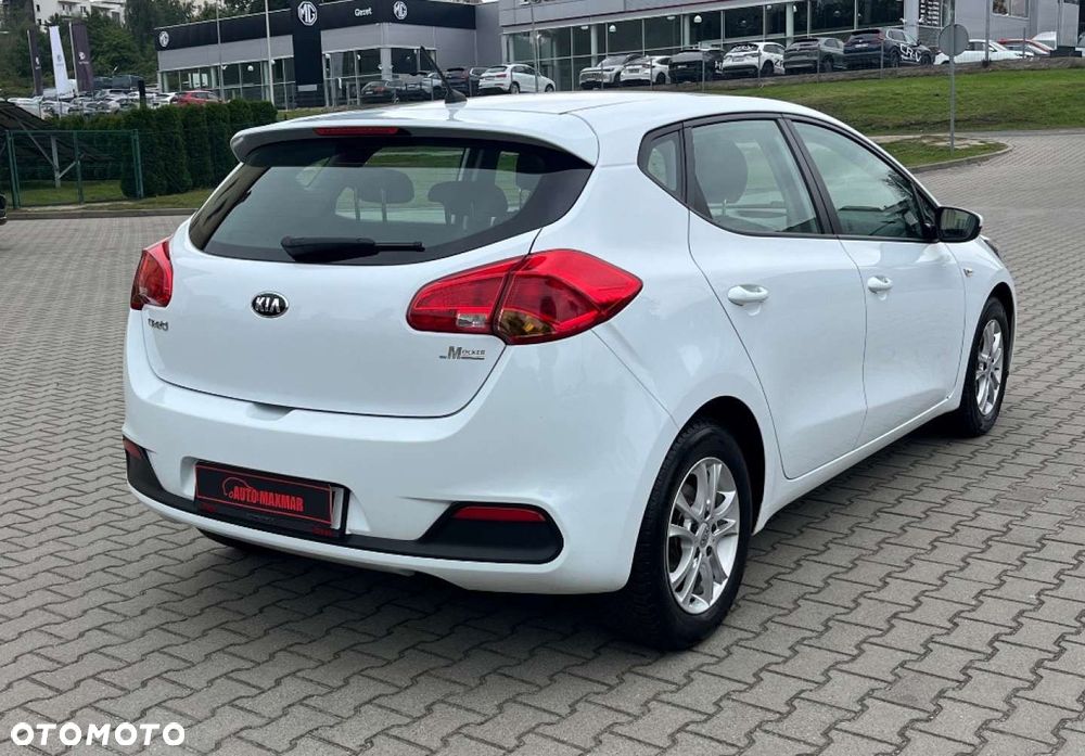 Kia Ceed - 7