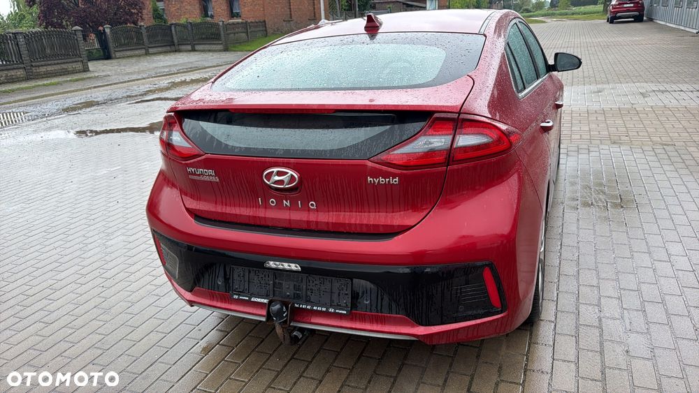 Hyundai IONIQ 1.6 GDI Premium - 8