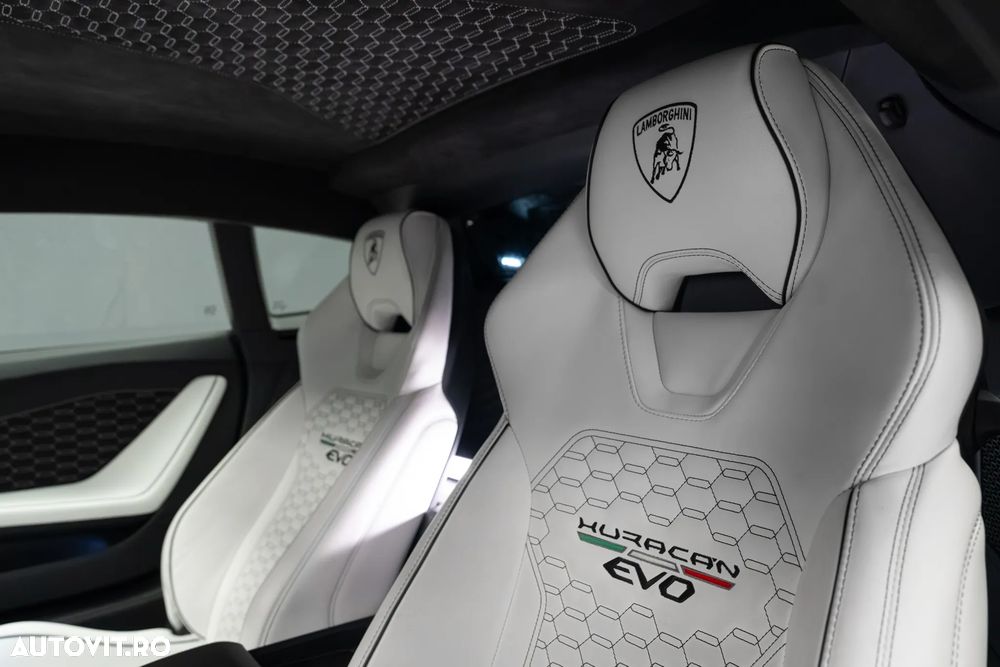 Lamborghini Huracan EVO - 24