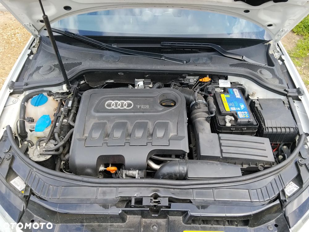 Audi A3 Cabrio 2.0 TDI DPF S Line Sportpaket (plus) - 29