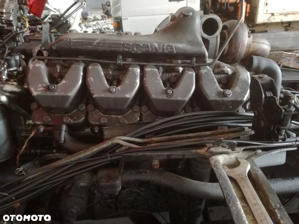 BLOK SŁUPEK SILNIK SCANIA V 8  500 KM  DSC 1413 - 1