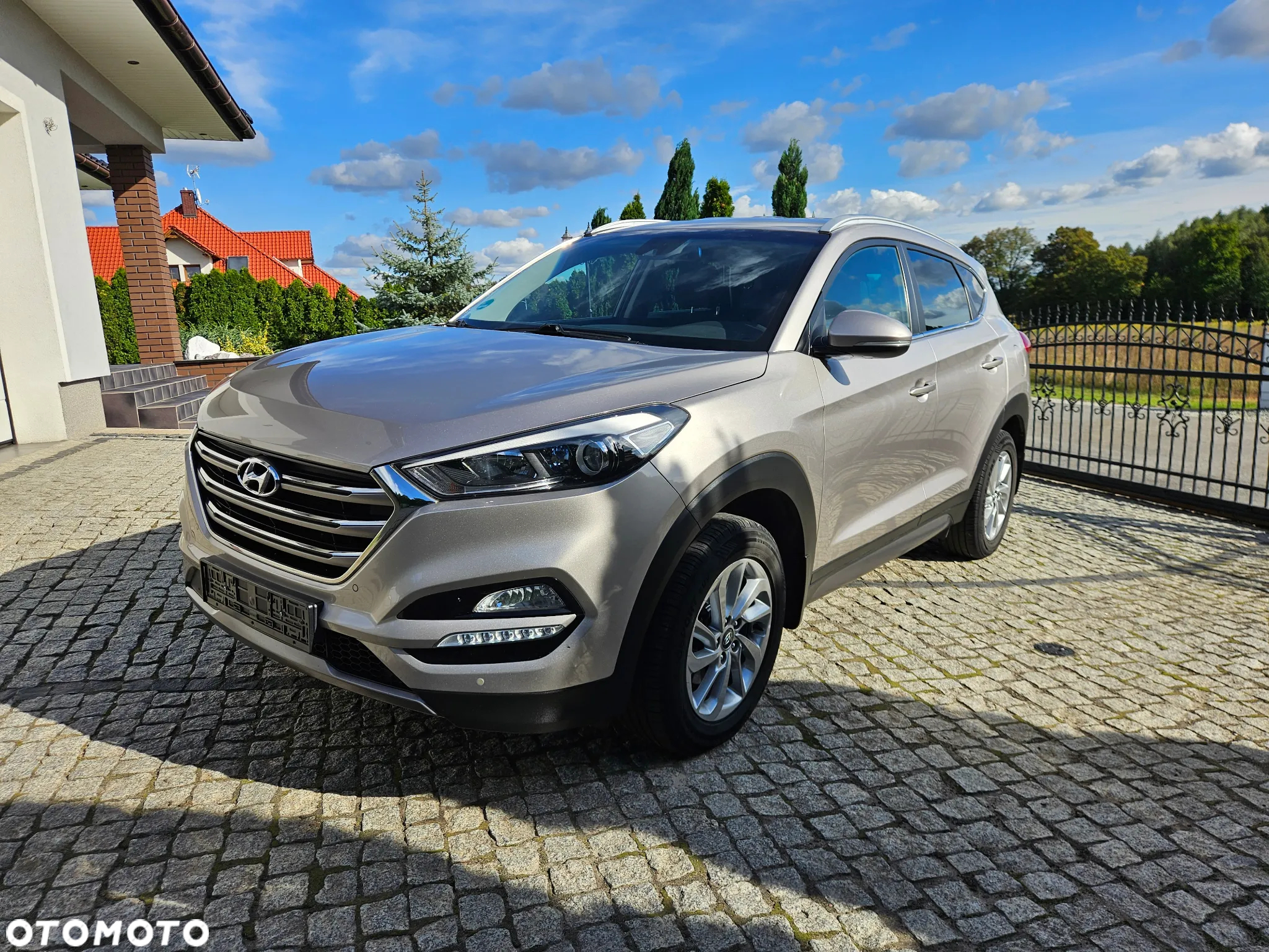 Hyundai Tucson 1.6 GDi Comfort 2WD - 37