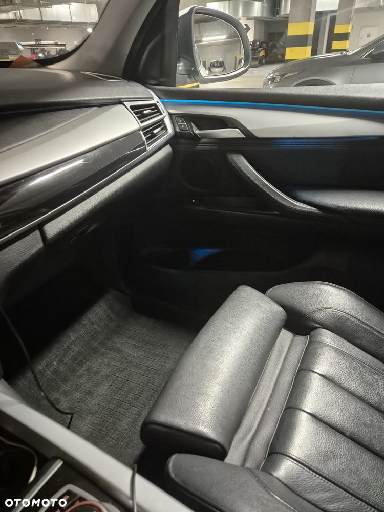 BMW X5 xDrive25d - 13