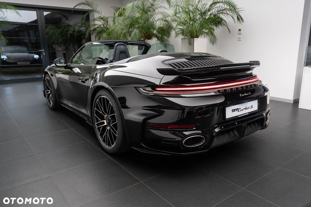 Porsche 911 Turbo S - 34