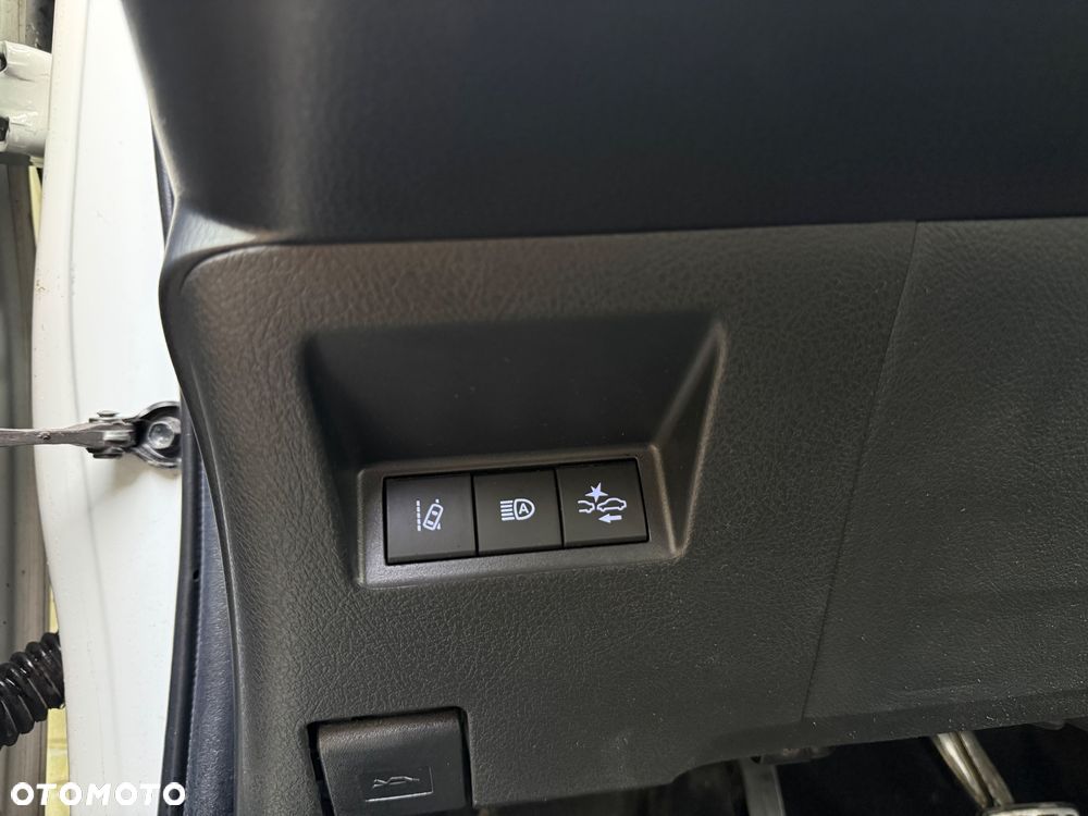 Toyota Yaris 1.5 Premium - 6