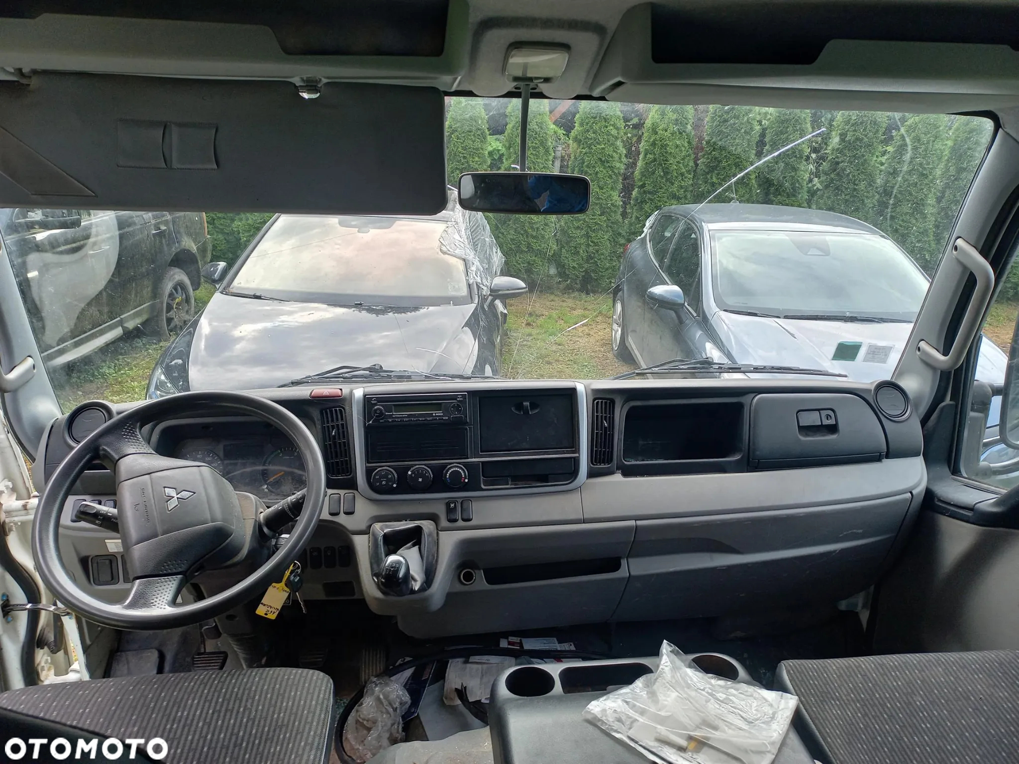 Mitsubishi FUSO CANTER - 10