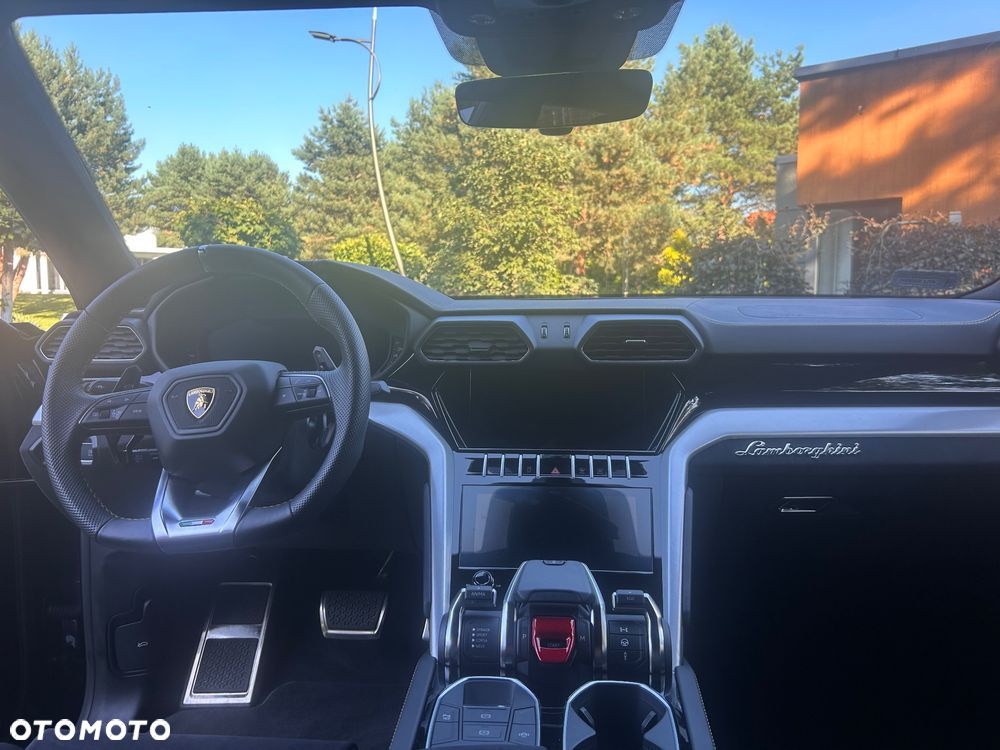 Lamborghini Urus - 8