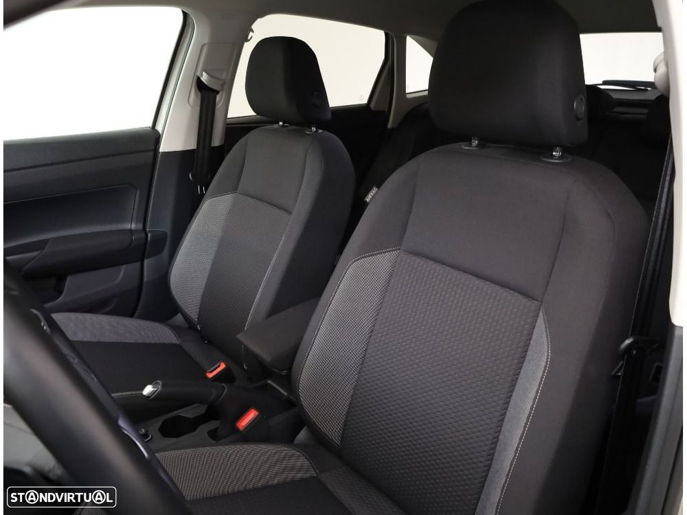 VW Taigo 1.0 TSI Urban DSG - 19