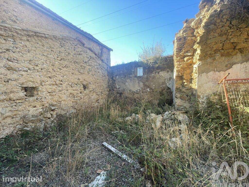 Moradia térrea T1 em Carragozela e Várzea de Meruge de 52 m2 - Grande imagem: 4/10