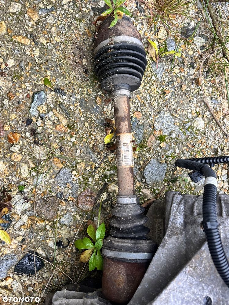 Mondeo mk4 1.8 Półoś 6G91-3B437-BD