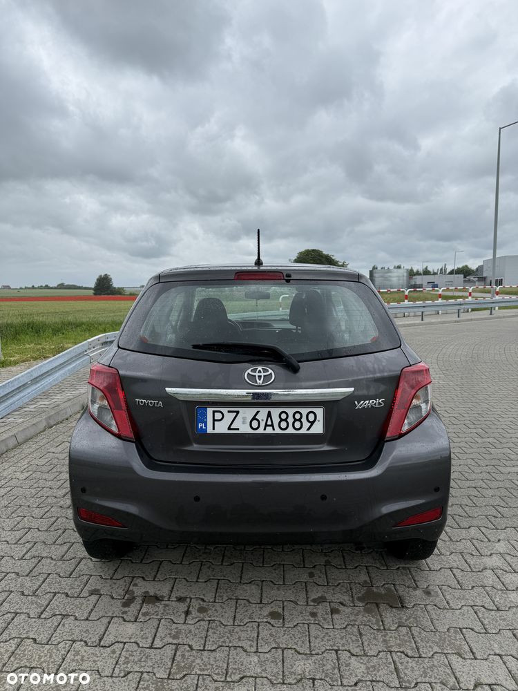 Toyota Yaris 1.33 Dynamic - 2