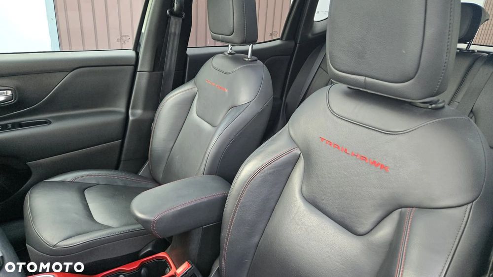 Jeep Renegade - 14