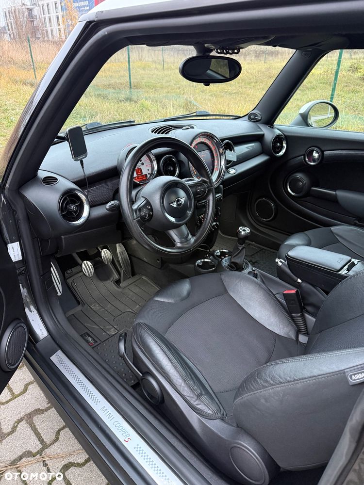 MINI Cooper S Standard - 9