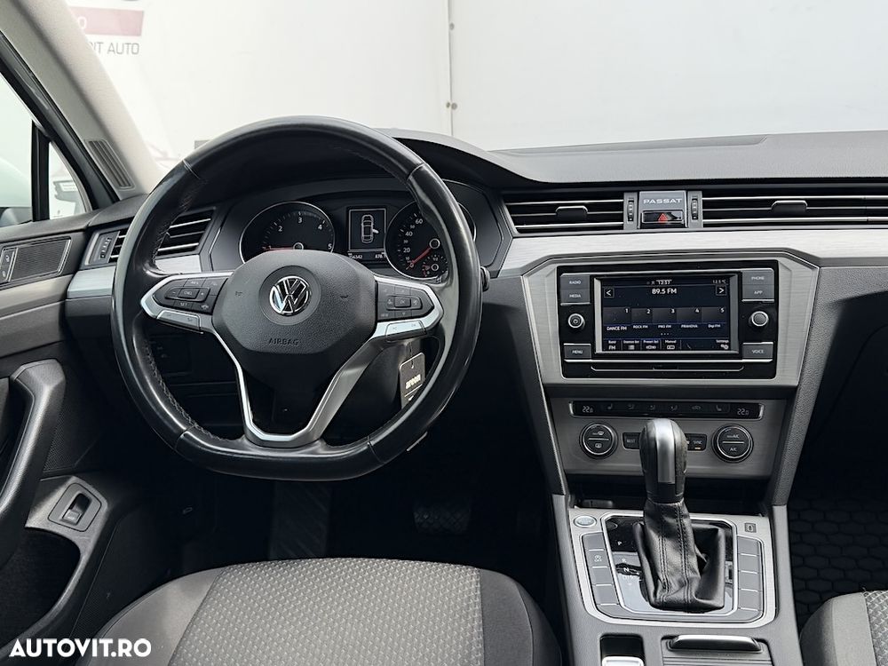 Volkswagen Passat 2.0 TDI DSG Comfortline - 8