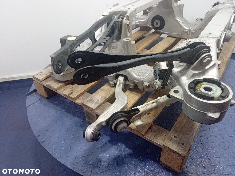BMW I5 M60 G60 23-  M60 XDRIVE 601KM BELKA ZAWIESZENIA TYŁ 9504302 - 8