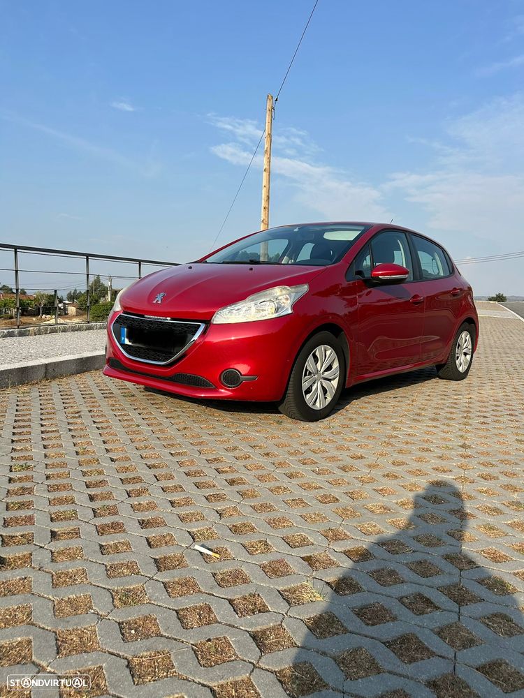 Peugeot 208 PureTech 82 Allure - 1
